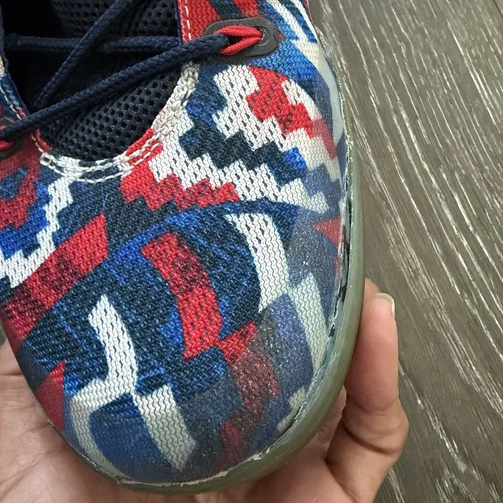 Kobe 9 EM Low 'Independence Day' (2014) Size 10.5 Needs Re-glue